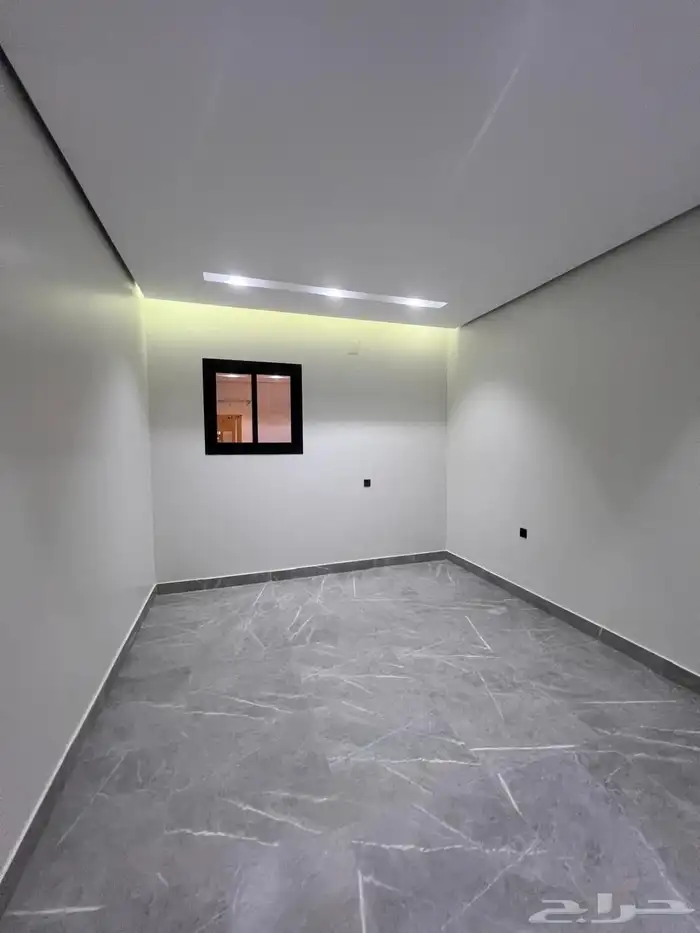 فيلا روف علويه مدخل مستقل حي الصفاء بسعر مميز  595 3