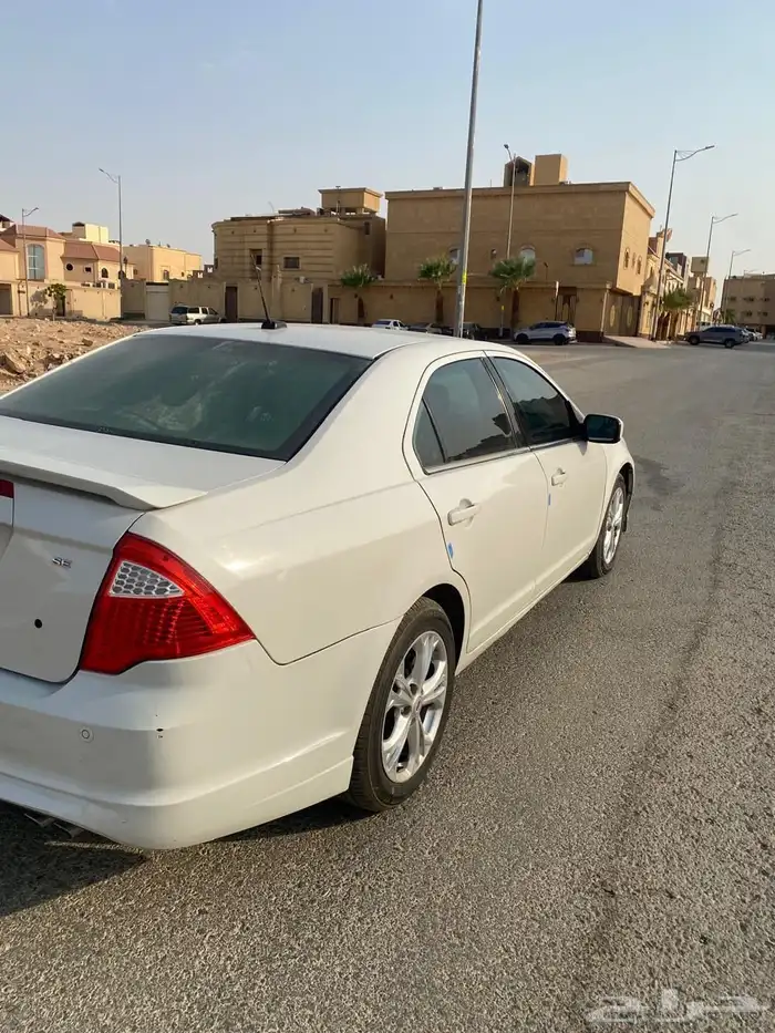 فورد فيوجن 2012 1