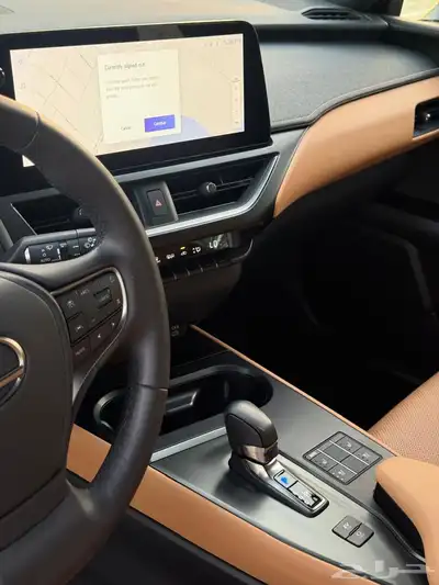 لكزس UX300H AA (فل اوبشن) index