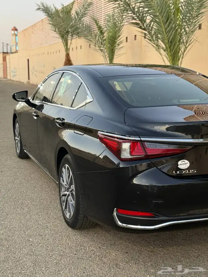 لكزس ES250 AA ( عبداللطيف جميل ) 2023 4