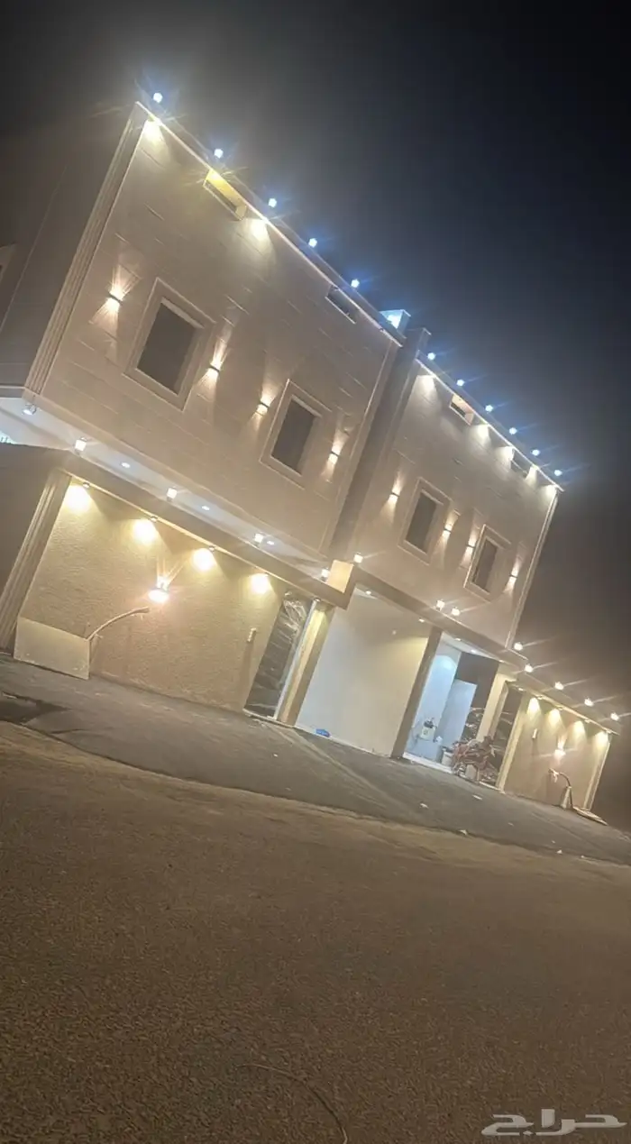 للبيع فلل وادوار وشقق تمليك بمخططات ولي العهد 3