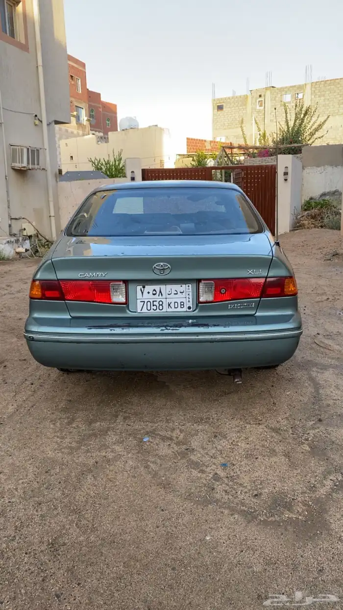 للبيع كامري 2001 Xli لمتد المكينه و القير شرط اللون عشبي 12