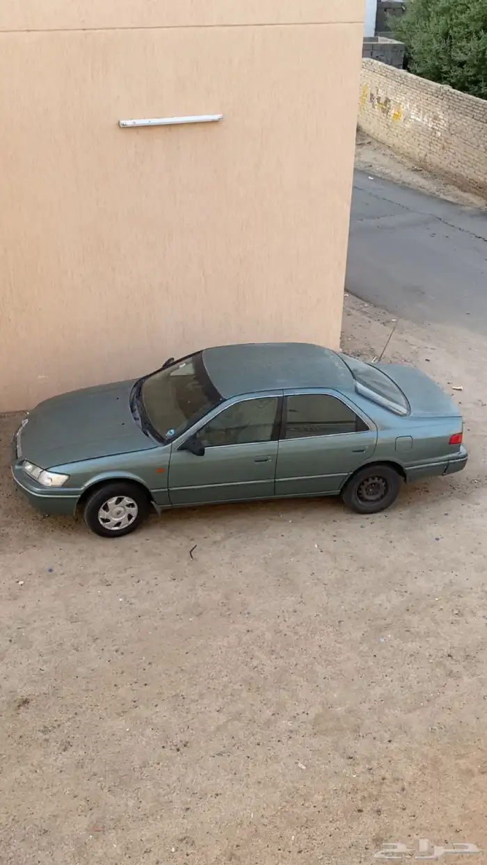 للبيع كامري 2001 Xli لمتد المكينه و القير شرط اللون عشبي 3