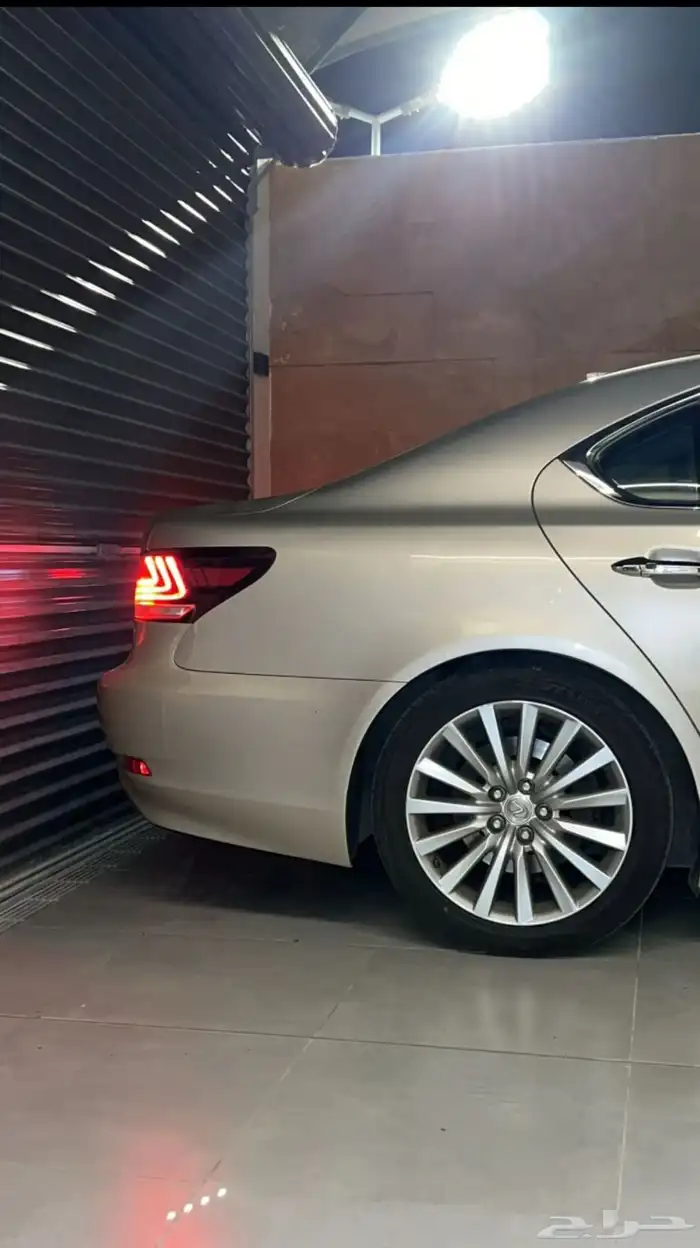 لكزس 2016 460L Ls مخزن لعشاق النظيف ولوحة مميزه 17
