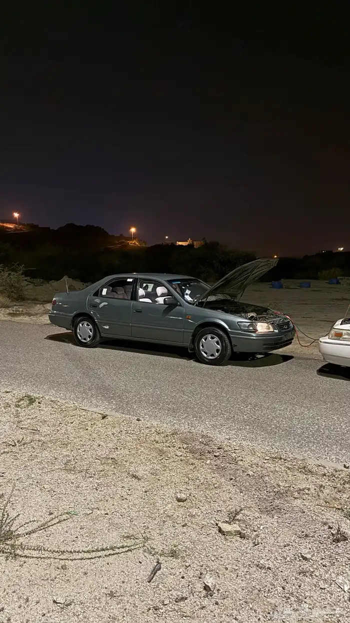 للبيع كامري 2000 1