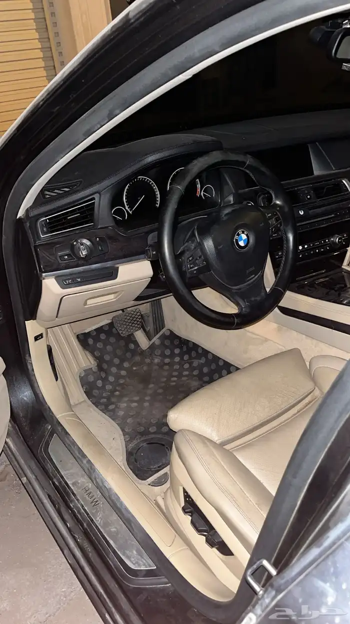 بي ام 750Li 2011 5
