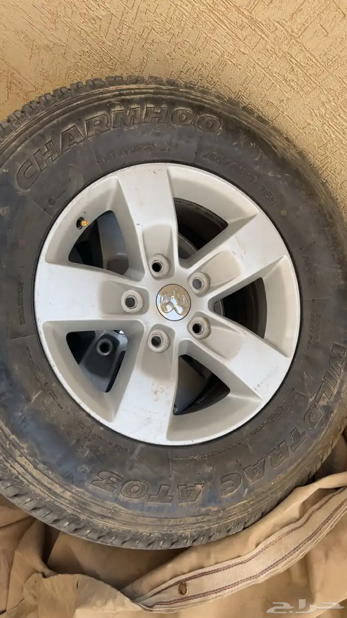 للبيع كفرات وجنوط دوج رام 3
