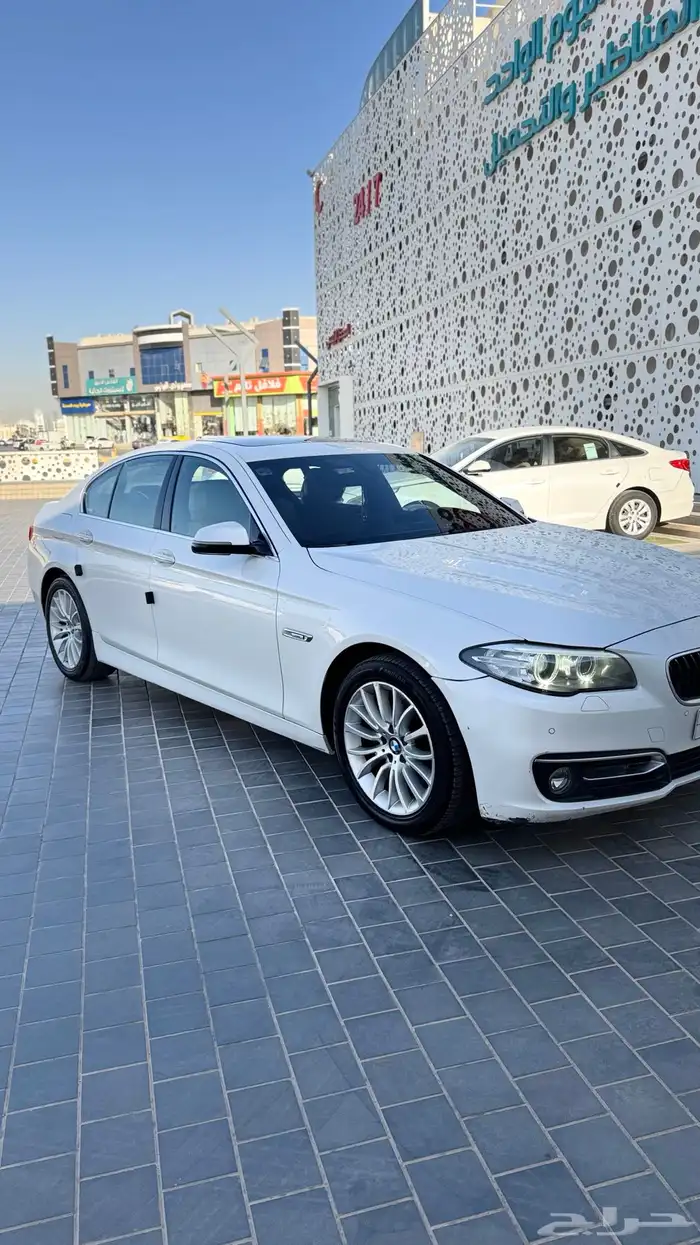 بي ام دبليو لاكجري 520   2015 BMW Luxury 29