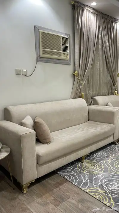 كنب حرف L شبه جديد مع ستاره index