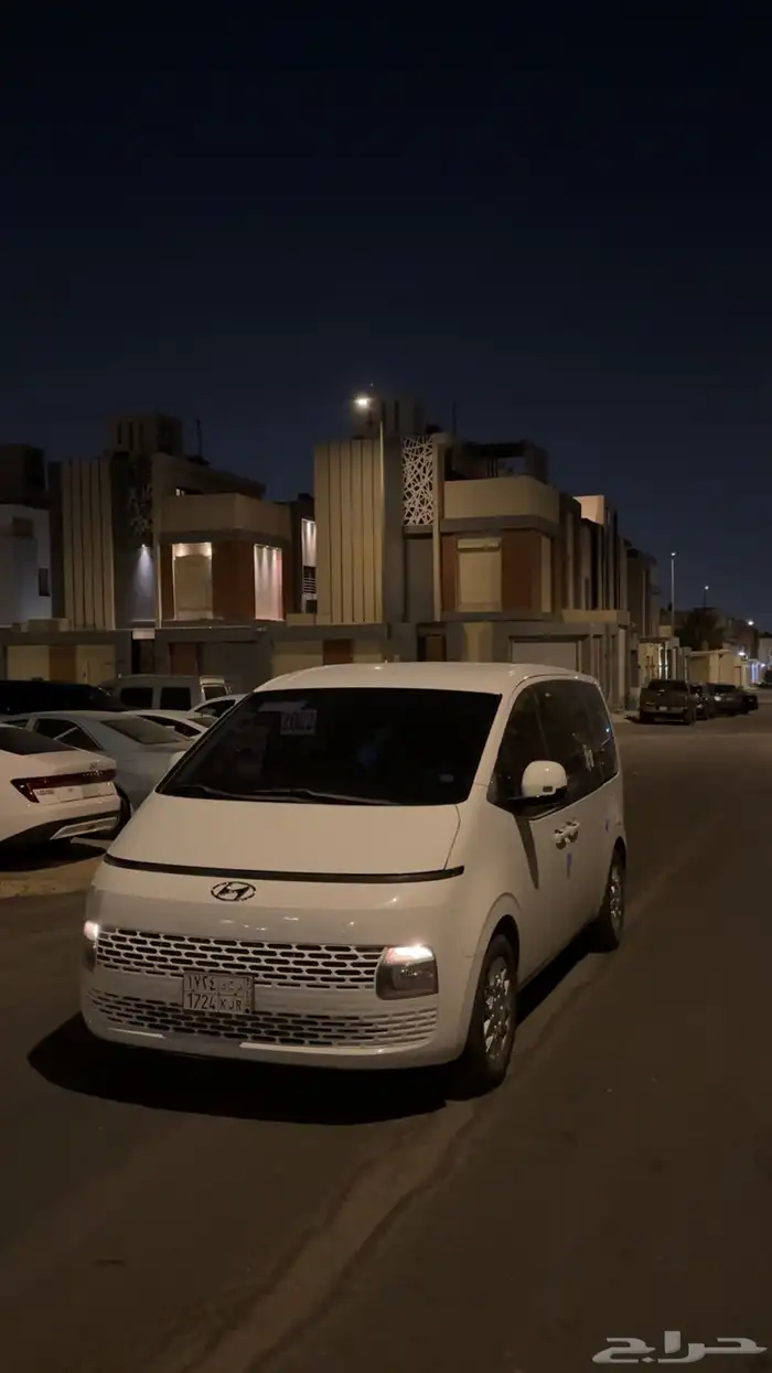هيونداي ستاريا 2022 1