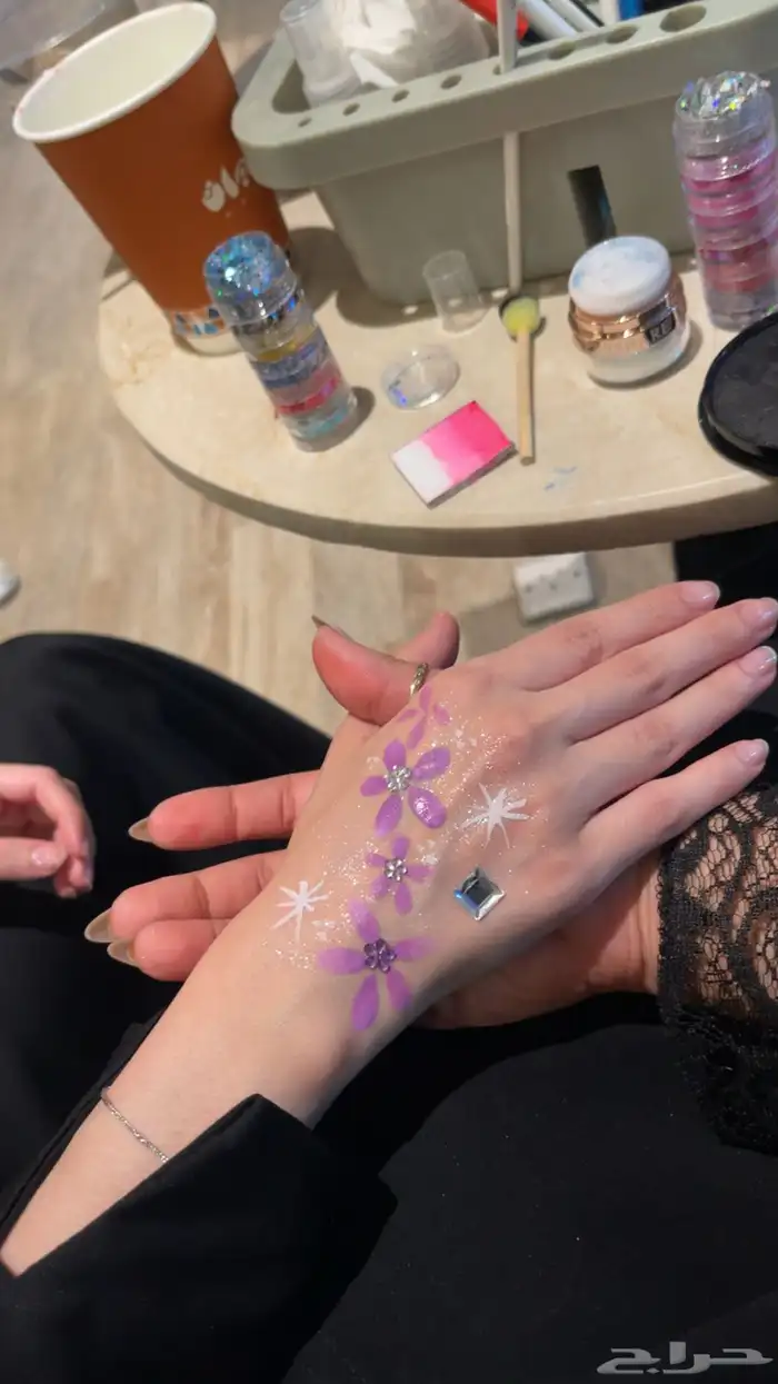 رسم لليوم الوطني لكل المناسبات 10