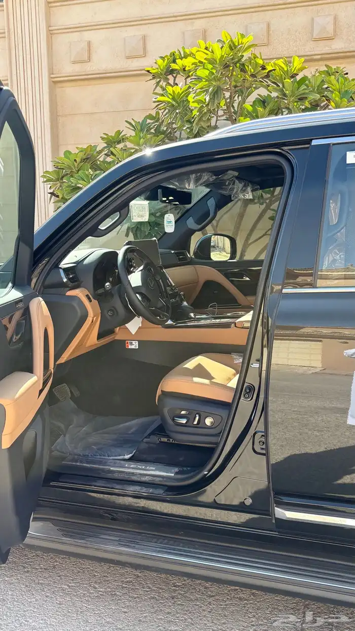 لكزس 2025 LX700 هايبرد 3