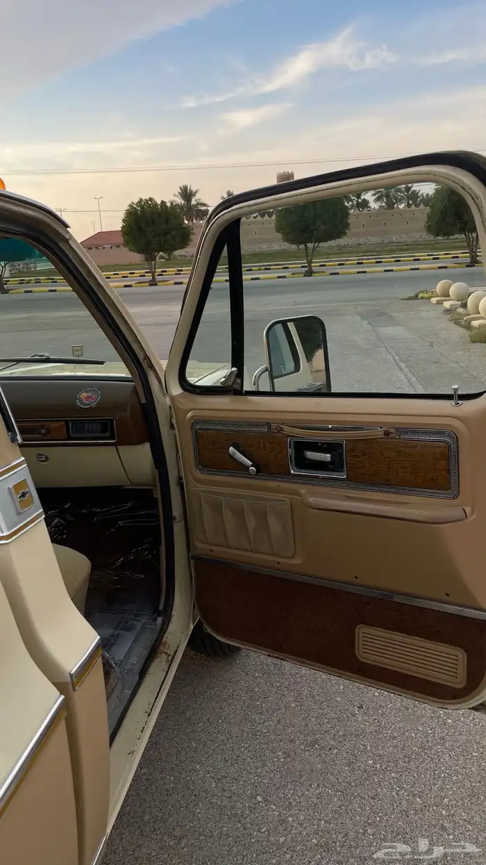 للبيع شفر موديل 77 مكينة 6 لتر 31