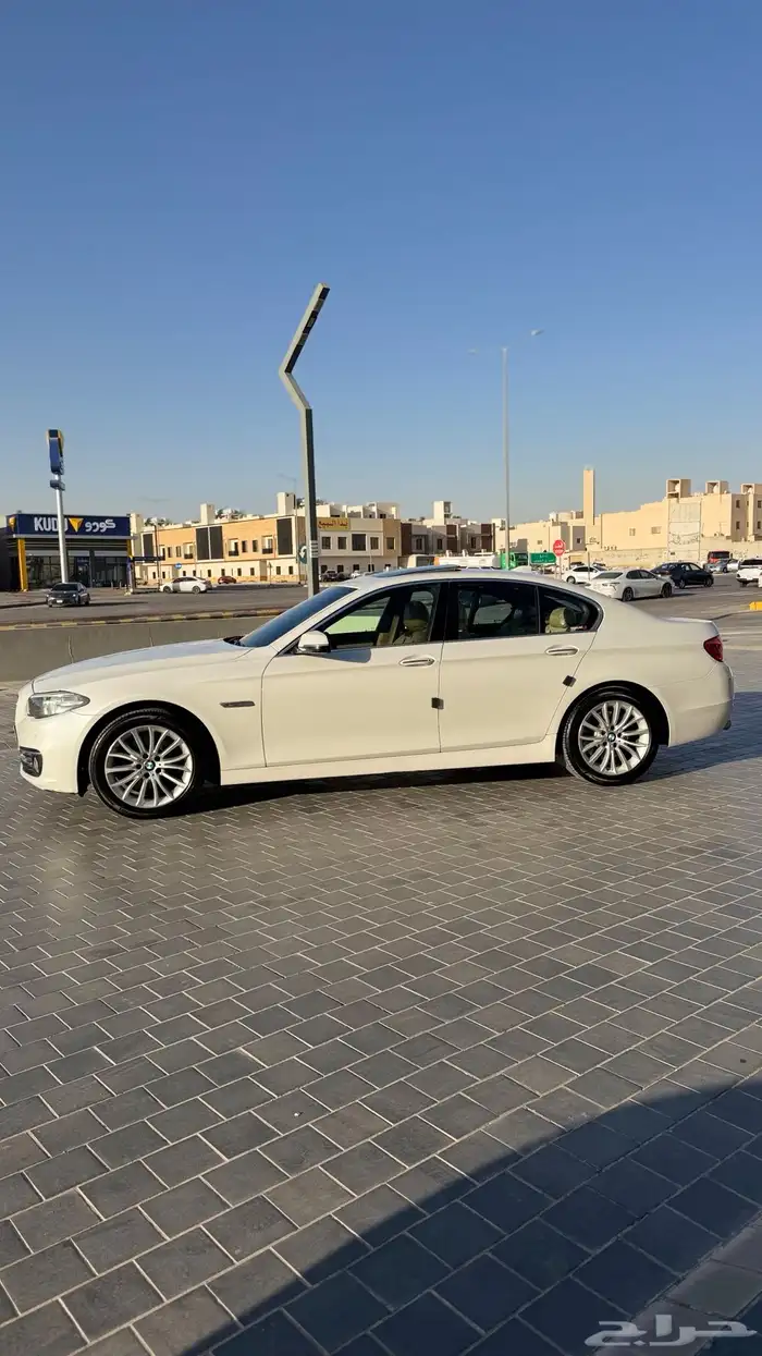 بي ام دبليو لاكجري 520   2015 BMW Luxury 1