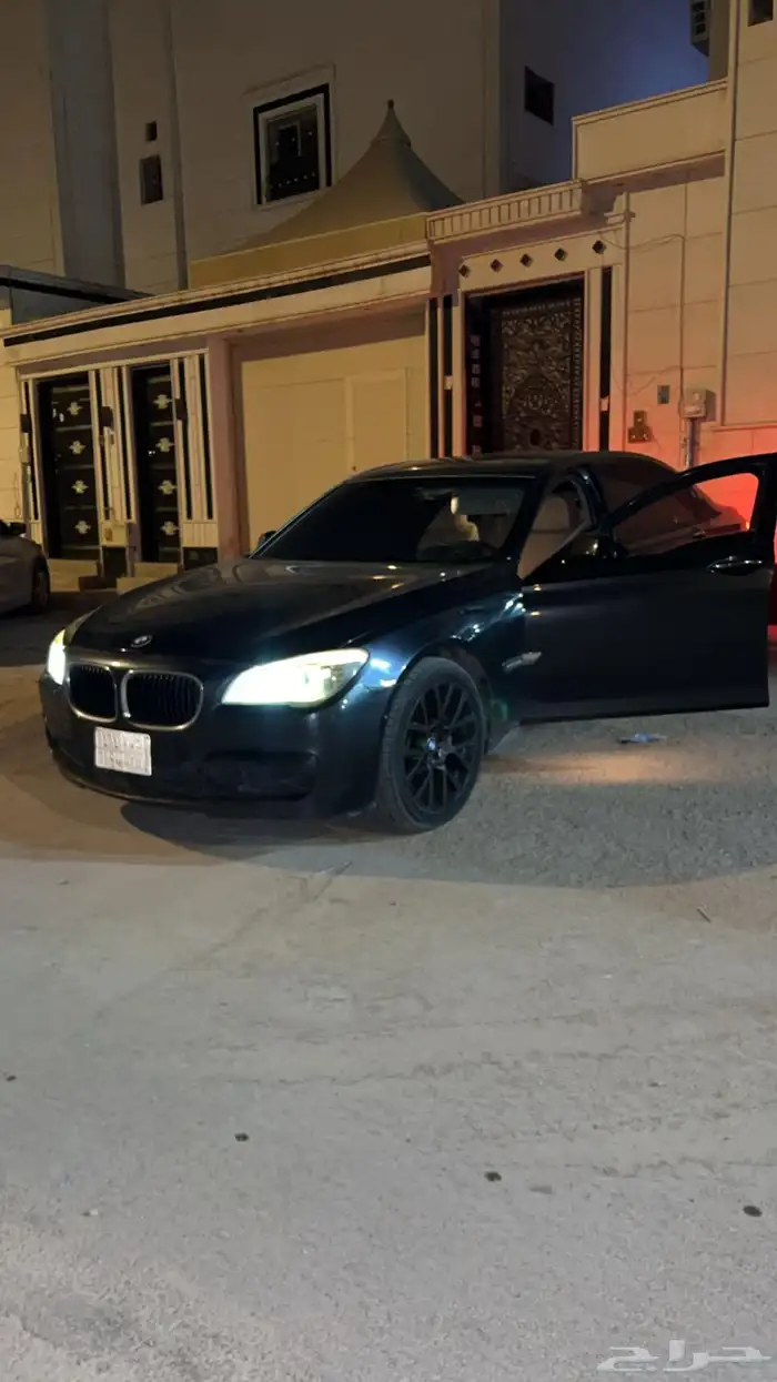 بي ام 750Li 2011 0