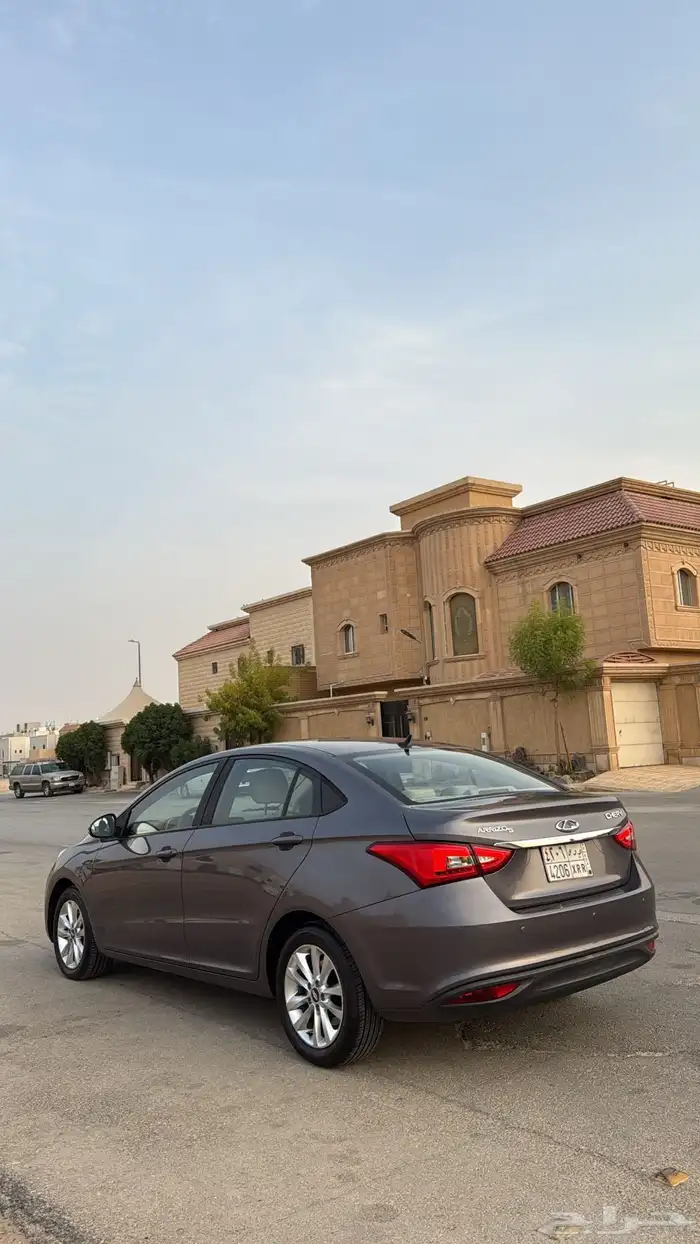 شيري للبيع بسعر ممتاز جدا  قير مكينه شواصي شرط رش ثلاث قطع 0