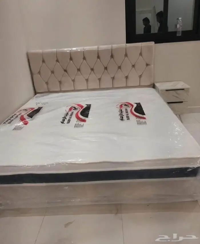 الأسرة والمراتب وطاولات الزينة وخزائن الملابس متوفرة 66