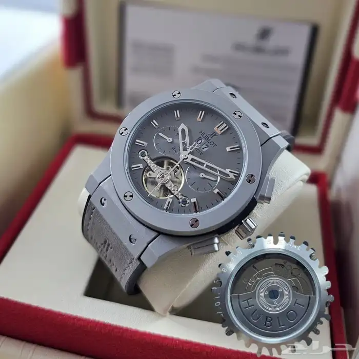 مجموعة من ساعات هوبلوت HUBLOT أوتوماتيك سويسرية ماستر 7