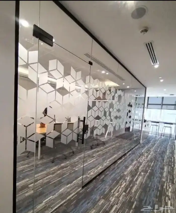 زجاج سكريت زجاج مكاتب أبواب زجاج درابزين 2