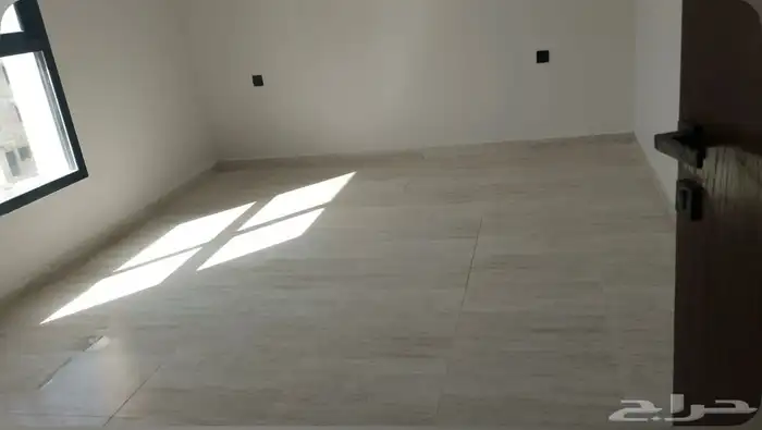 للبيع شقة فاخرة حي الحزم 12