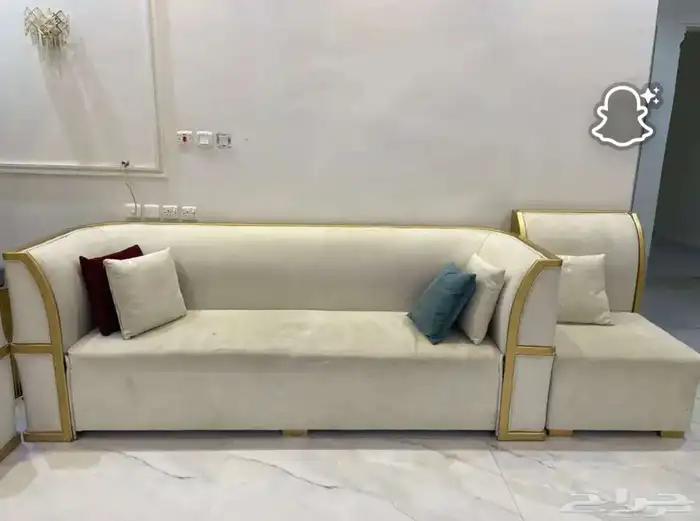 كنب مستخدم 6 قطع و ستاره و 7 طاولات 1