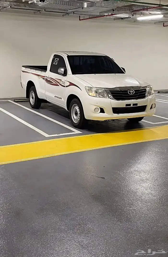 مطلوب هايلكس 2015 0