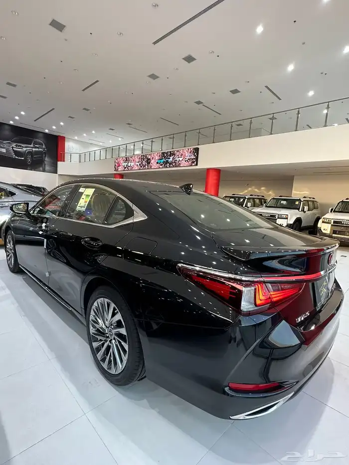لكزس Es350 CC 2025 اصفار سعودي 2