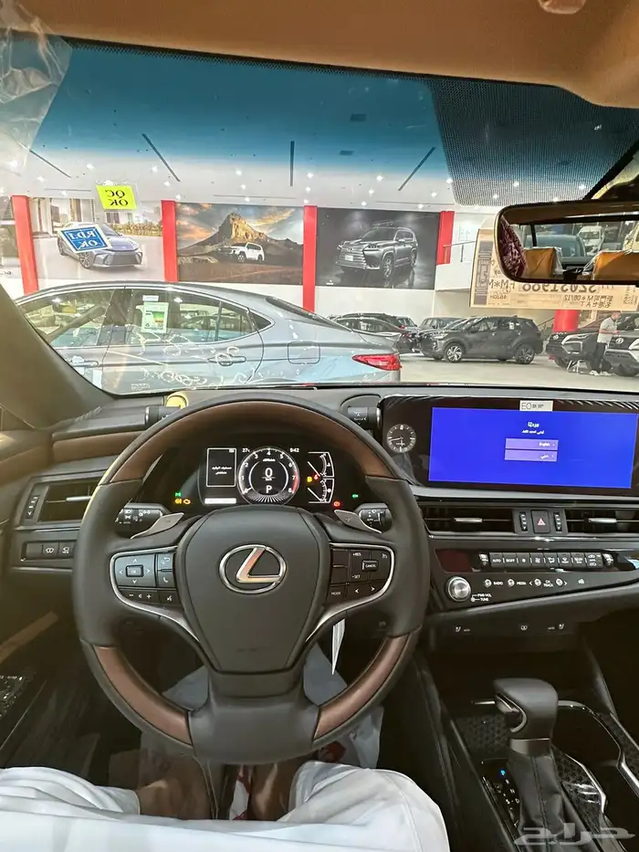 لكزس Es350 CC 2025 اصفار سعودي 12