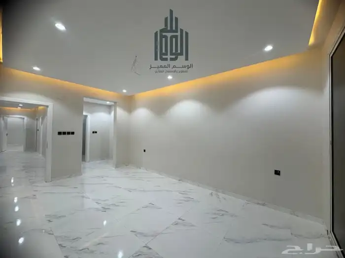للبيع فلل مودرن على نص ارض بحي الشفا 14