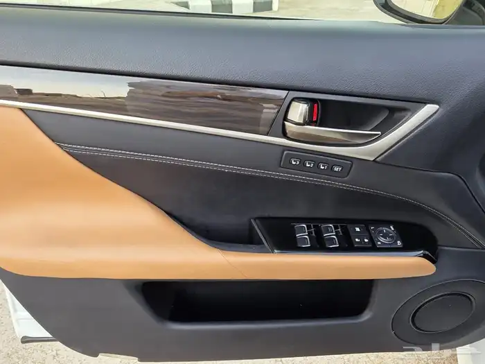 لكزس 2016 GS350 بحالة الوكالة 21