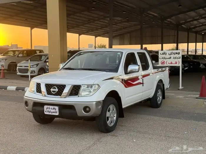 نيسان نافارا 2015 9