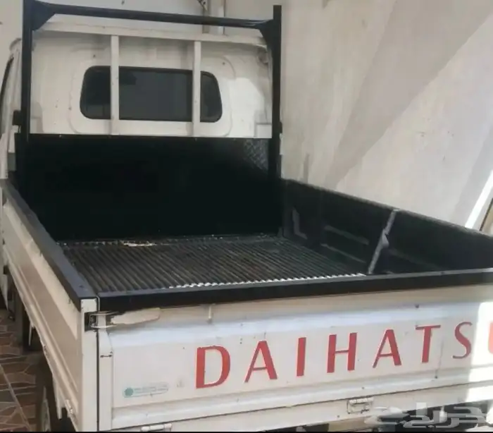 للإيجار الشهري دباب دهاتسو 1