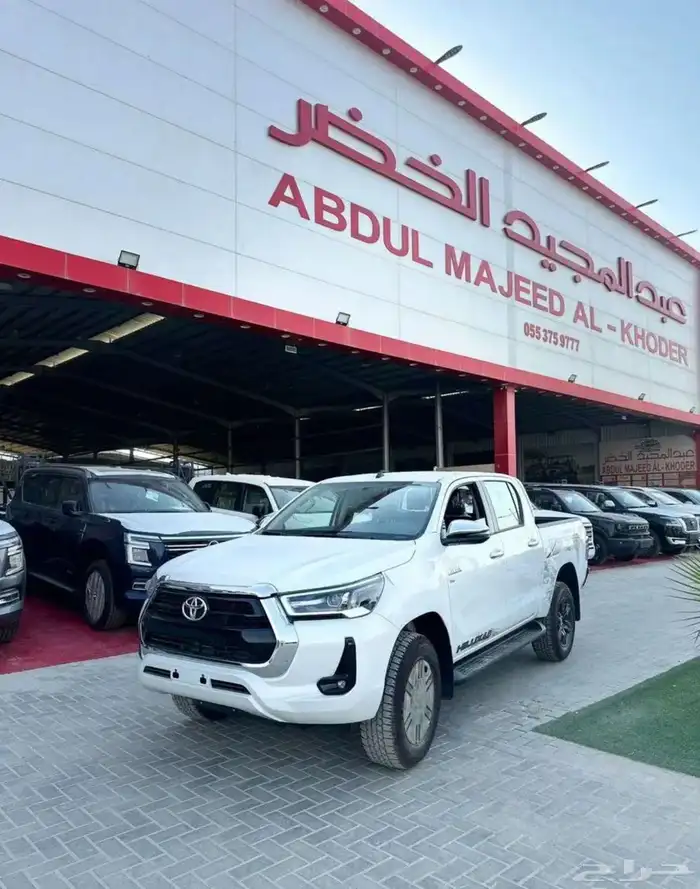 هايلوكس 6 سلندر V6 بنزين بريمي موديل 2025 5