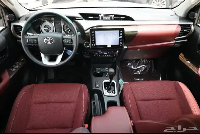 هايلوكس 6 سلندر V6 بنزين بريمي موديل 2025 10