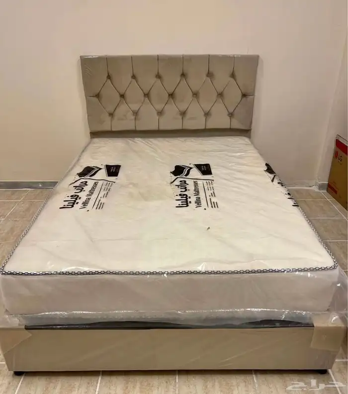 الأسرة والمراتب وطاولات الزينة وخزائن الملابس متوفرة 40