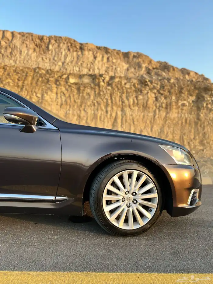 لكزس LS460 - 2013 قمة النظافة سعودي وكالة 12