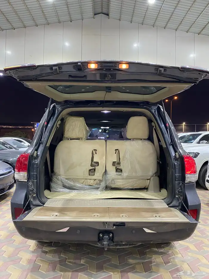 تويوتا لاندكروزر VXR المديل 2010 العدد 373 الف 16