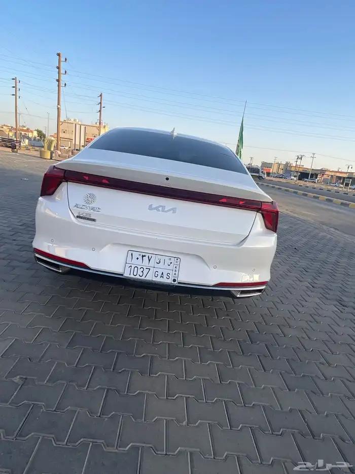 كيا K8 6