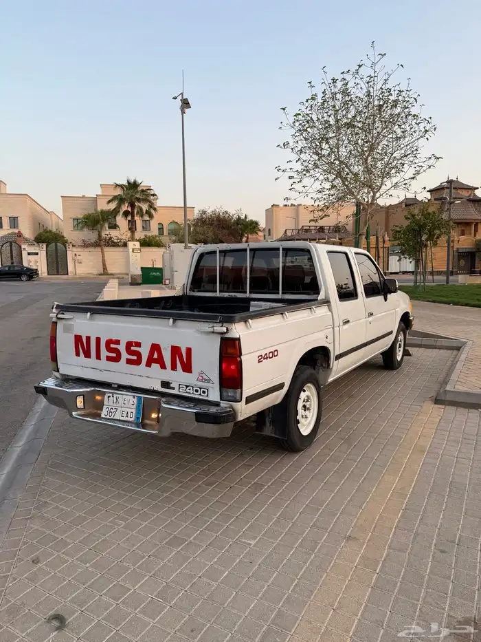 للبيع نيسان ددسن أوراق سارية 1