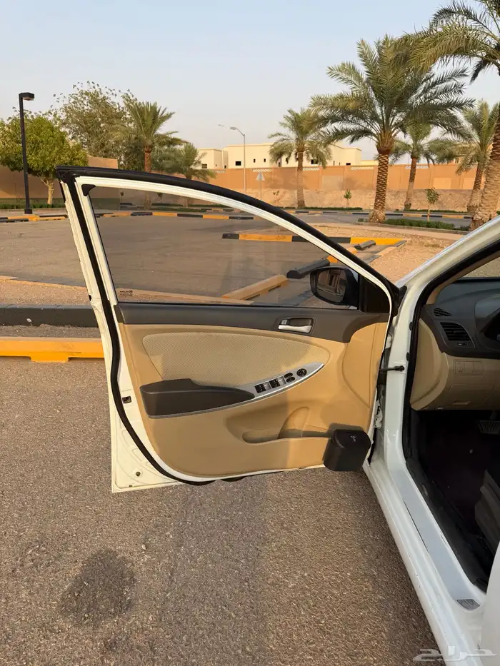 اكسنت 2015 2