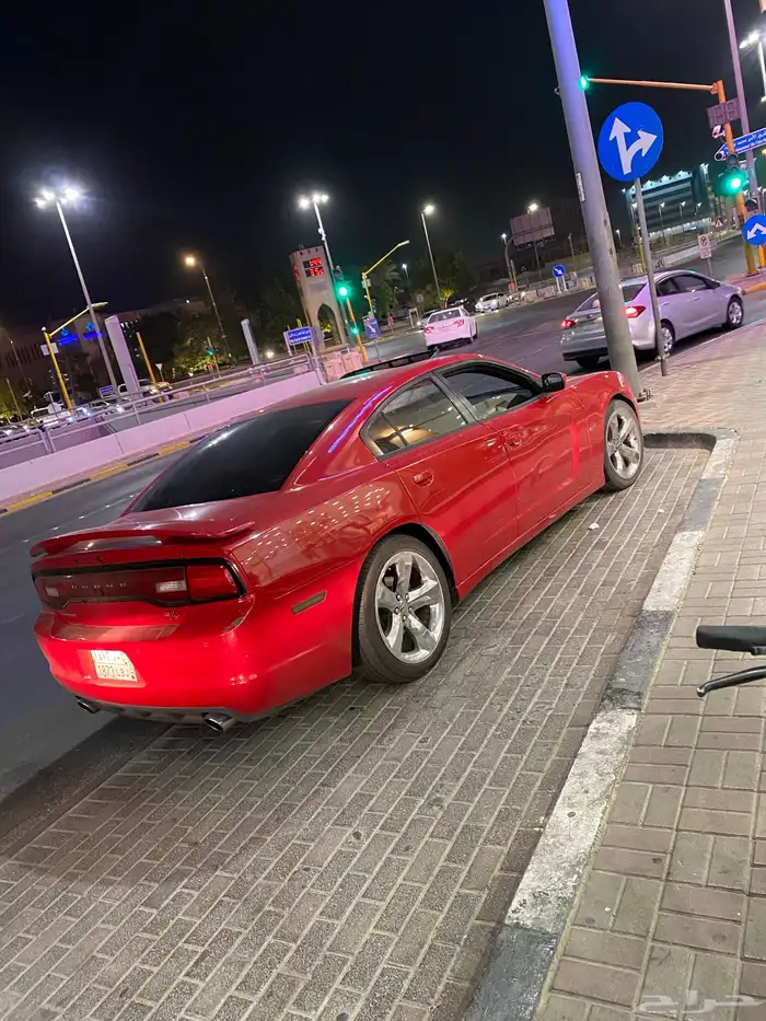 Dodge Charger RT V8 5.7 HEMI 14