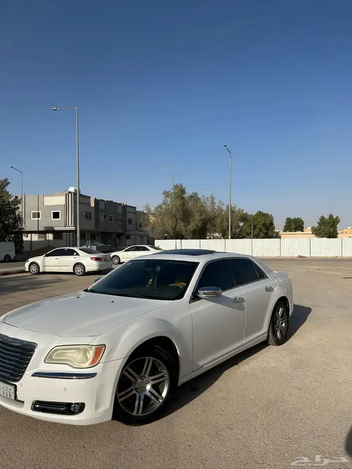 كرايسلر v6 نظيفة 0