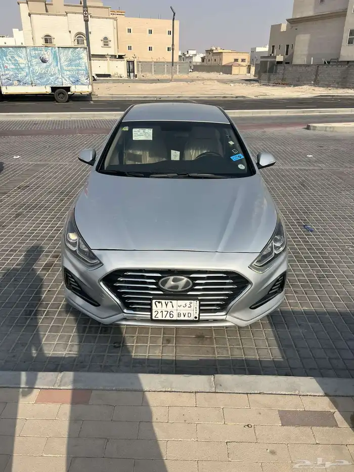 للبيع هونداي سوناتا 2019 نص فل 3