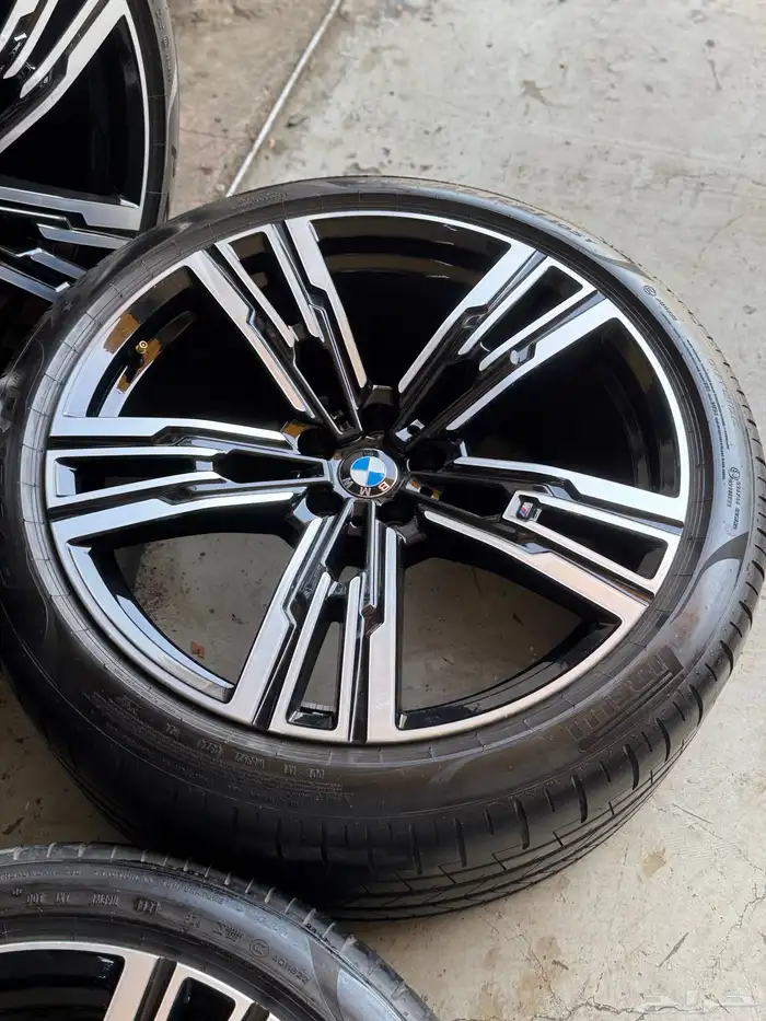 جنوط وكفرات BMW مقاس 21 اصلي وكاله 2025 6