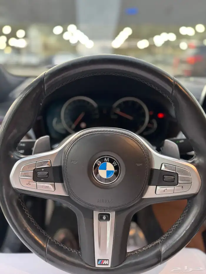 بي ام دبليو li750 موديل 2018 25