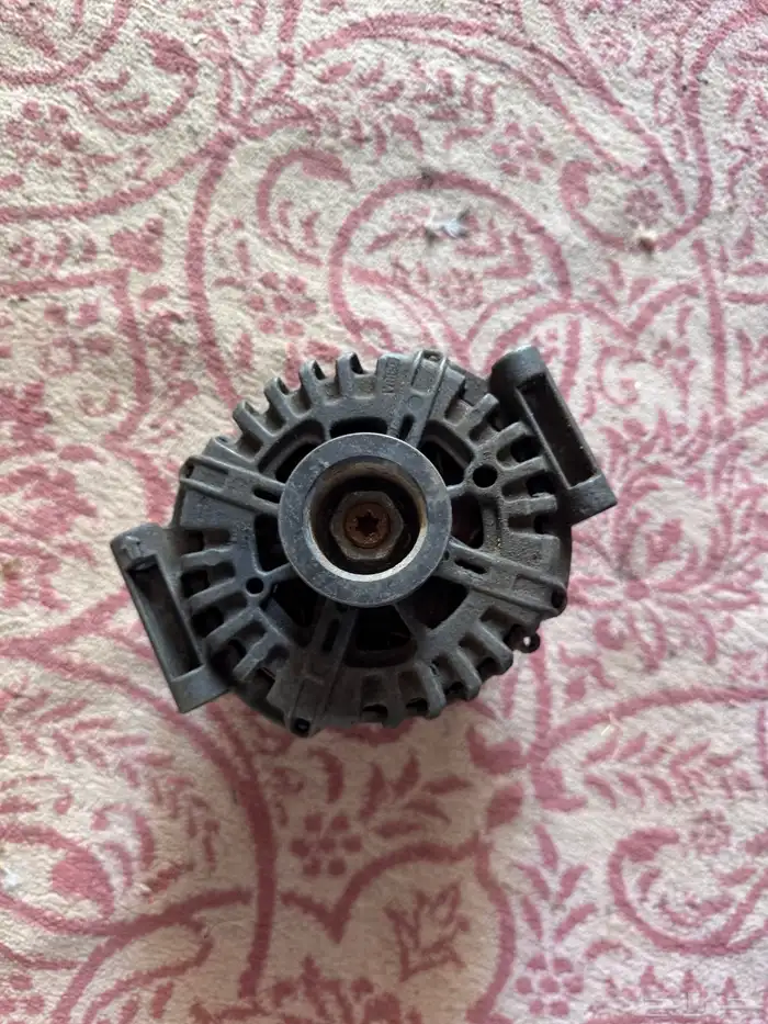 دينمو مرسيدس نظيف وشغال على الشرط 2