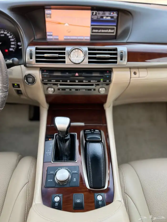 لكزس LS460 - 2013 قمة النظافة سعودي وكالة 35