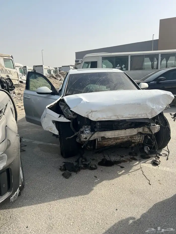 A6 مصدوم 0