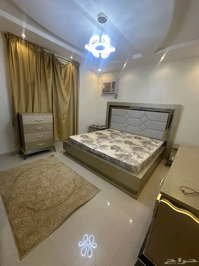 غرفة نوم. تركي. شبه جديد استخدام. شهر فاتورة الشرا 12الف 6