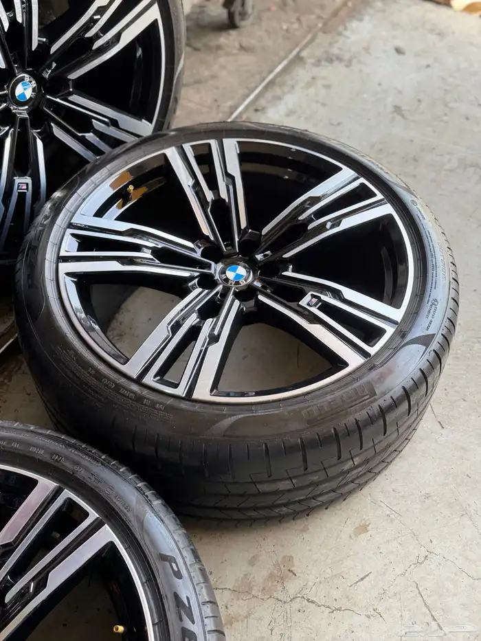 جنوط وكفرات BMW مقاس 21 اصلي وكاله 2025 5